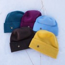 Aqua   //   Burgunder   //   Lyseblå   //   Mørk Brun   //   Gul thumbnail