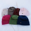 Lys Beige   //   Brun   //   Rødbrun   //   Lyserosa   //   Cerise   //   Grønn   //   Marineblå thumbnail